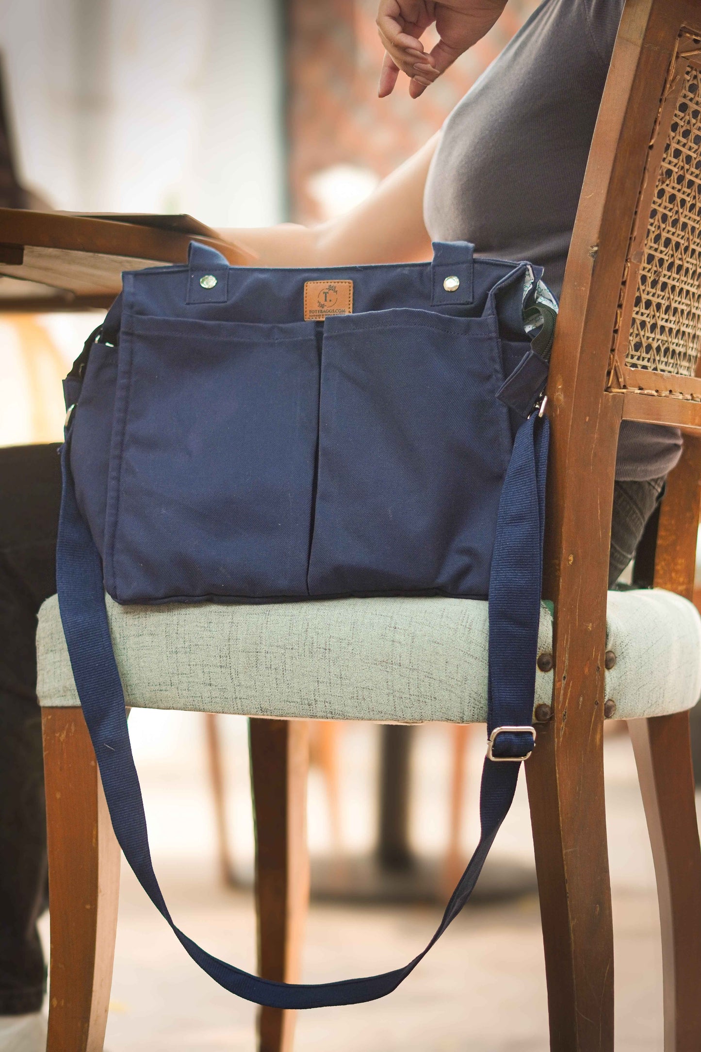 Multi-Pocket Cross-body Tote - Minimalist, Functional - Tote Baggs