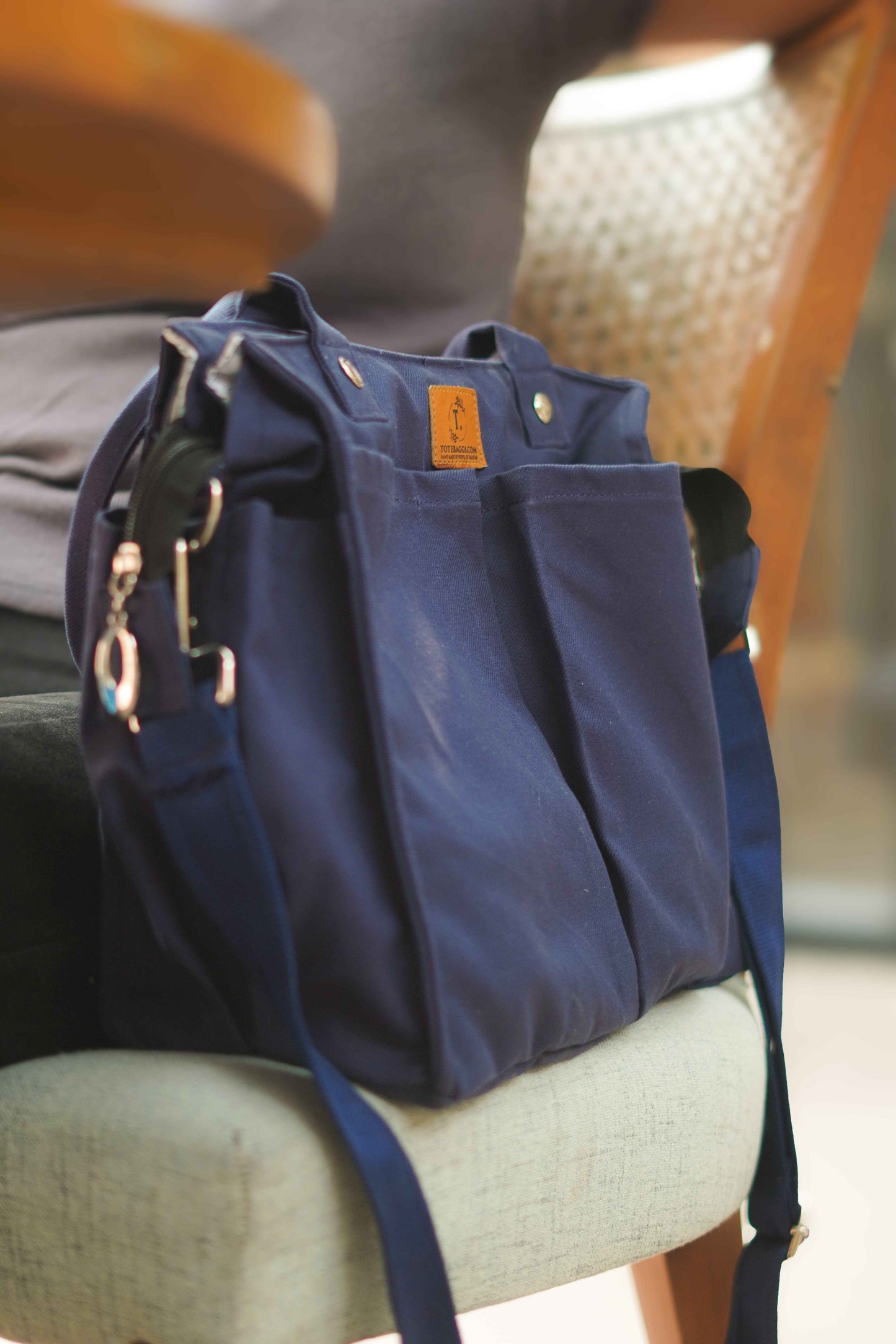 Multi-Pocket Cross-body Tote - Minimalist, Functional - Tote Baggs