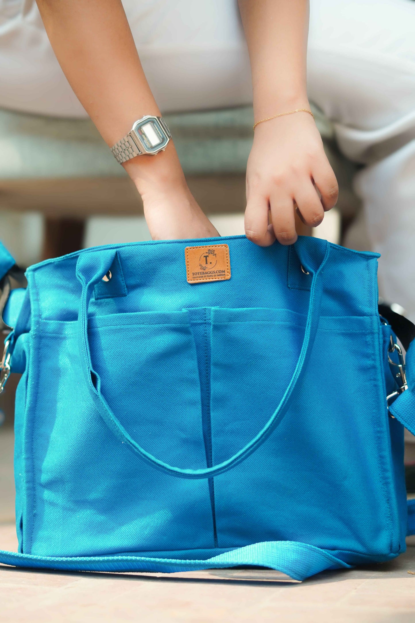 Multi-Pocket Cross-body Tote - Minimalist, Functional - Tote Baggs
