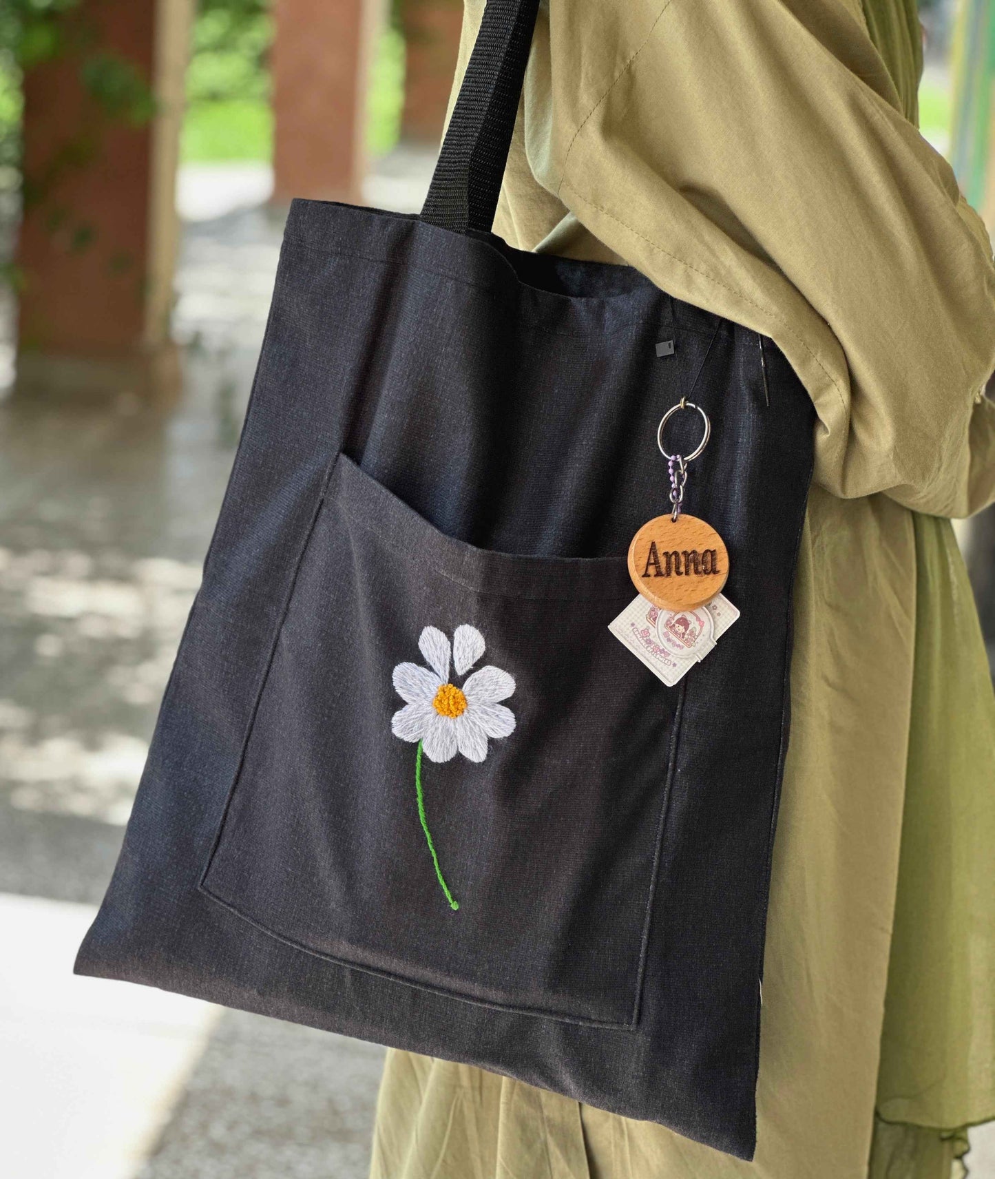 Black Embroidered Tote Bag with Flower Design - Tote Baggs
