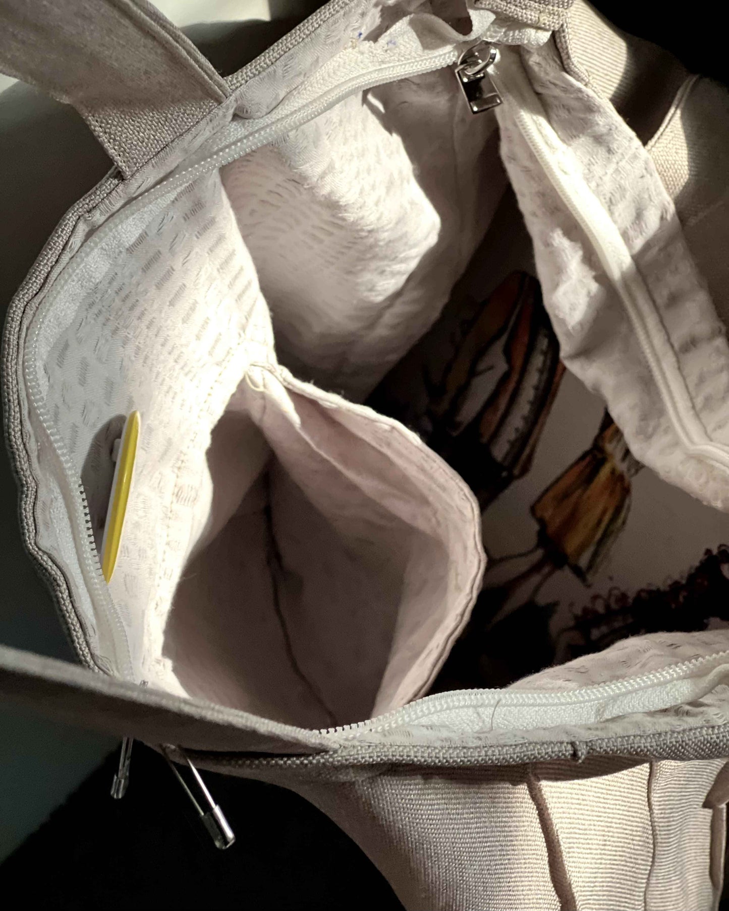Sand Grey Tote Bag with Zipper - Stylish 2 Pocket Design - Tote Baggs