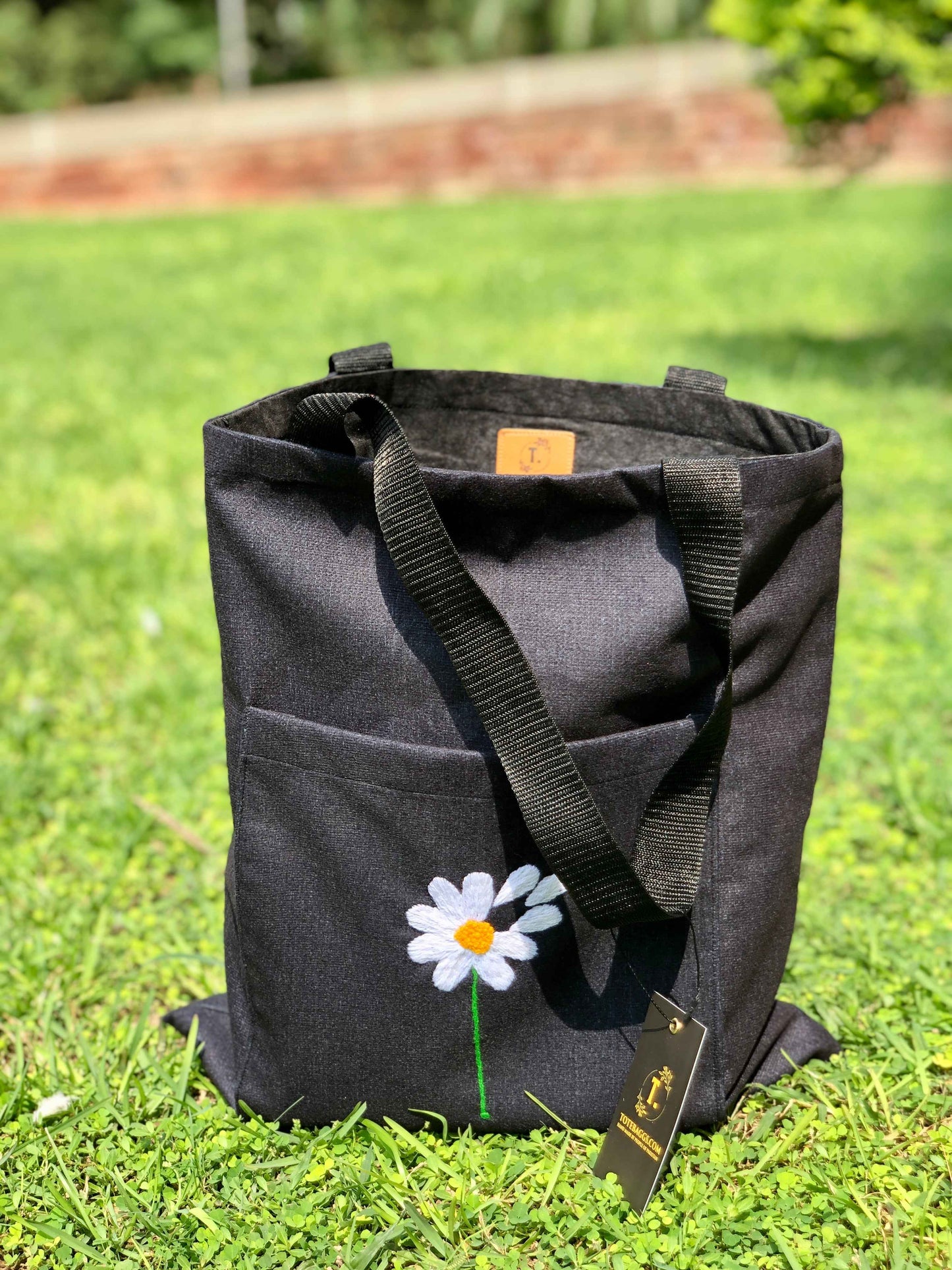Black Embroidered Tote Bag with Flower Design - Tote Baggs