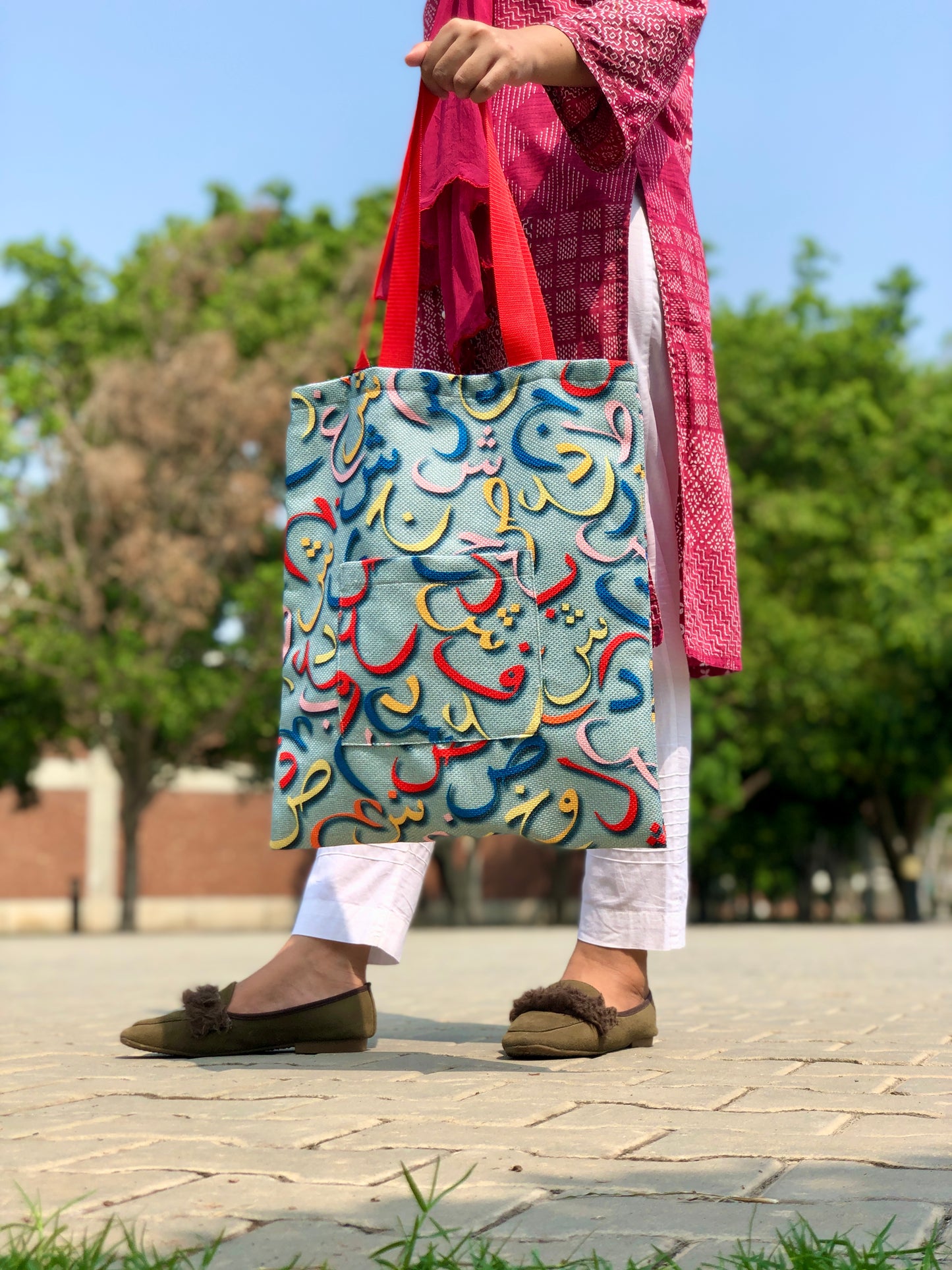 Calligraphy Tote Bag - Perfect for Laptops & Books